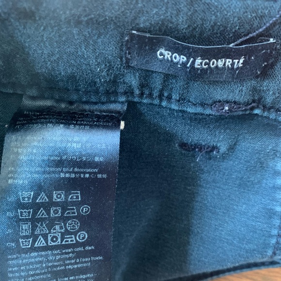 Tommy Hilfiger crop Capri pants or long shorts size 4 dark navy blue EUC! - Picture 7 of 7